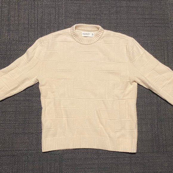 Abercrombie & Fitch Other - Abercrombie & Fitch Oversize Sweater Beige/Offwhite Cable knit